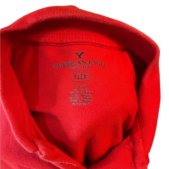 American Eagle Outfitters Flex Classic Fit red polo.
Size: Small
Gently worn - Picture 3 of 3